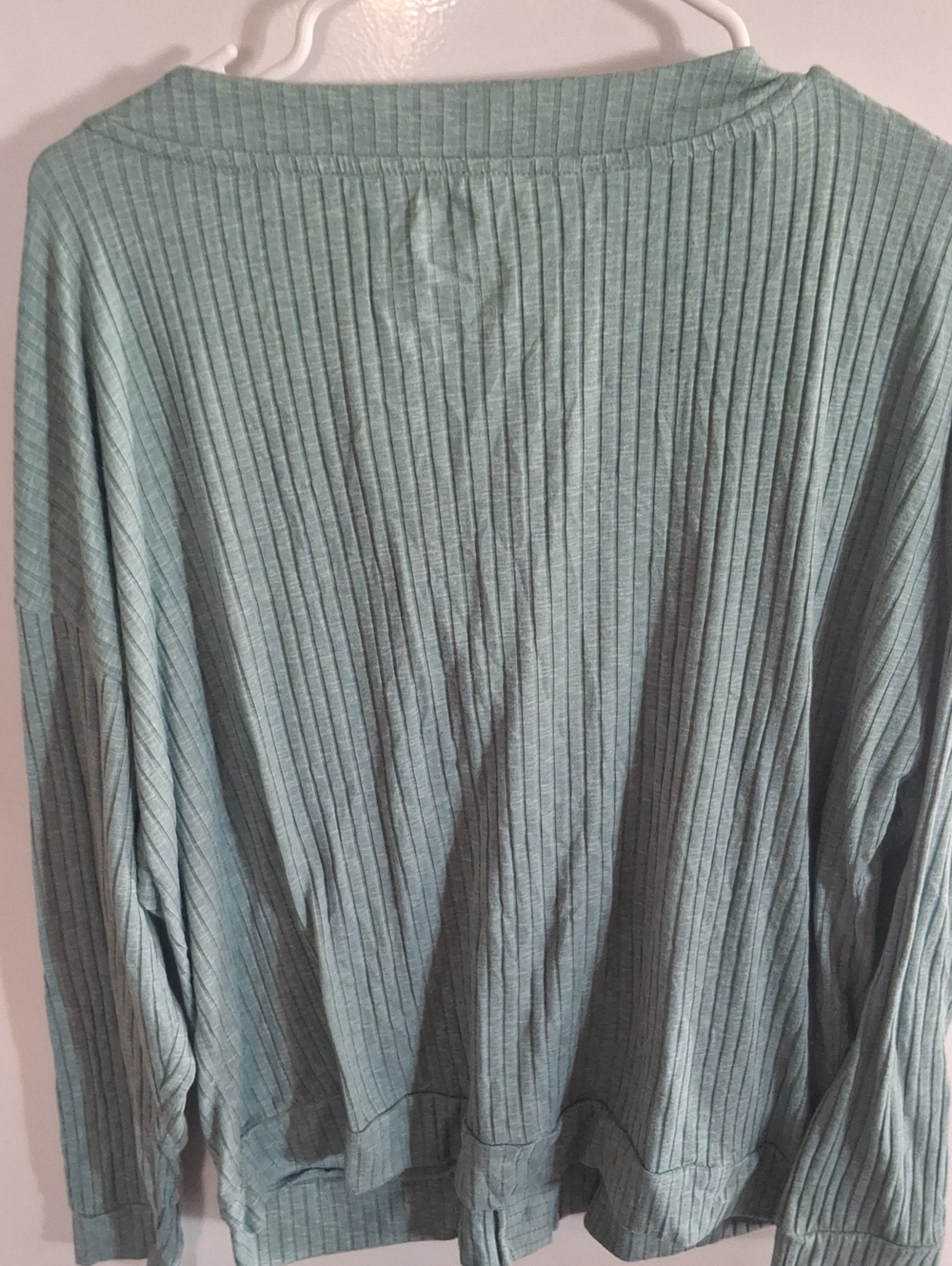 Light Teal Ribbed Button-Front Cardigan with Pockets - Picture 3 of 3